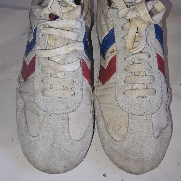 Vtg 1980's Korean VINTAGE RED White Athletic Shoes Size 10 - Picture 2 of 16